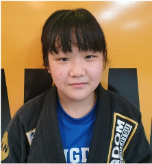 박현영