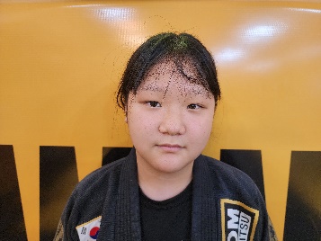 박현영