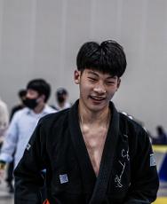 한윤서