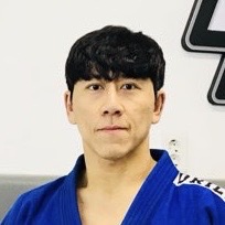 김유중