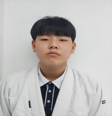 권효준