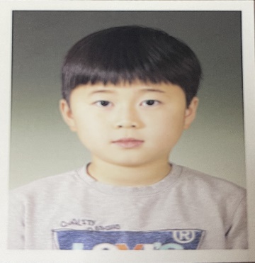 김태윤