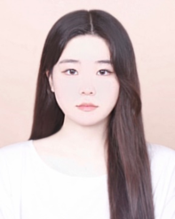 여 우지우